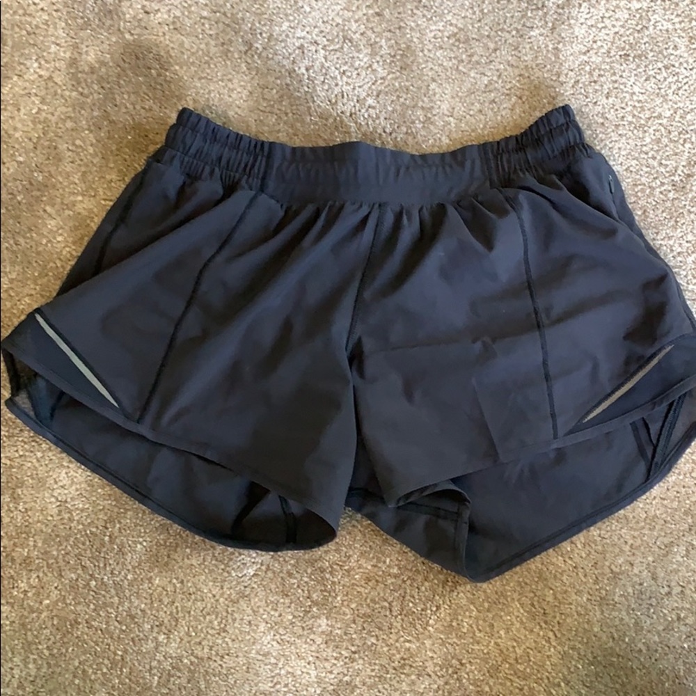 Lululemon hotty hot shorts!